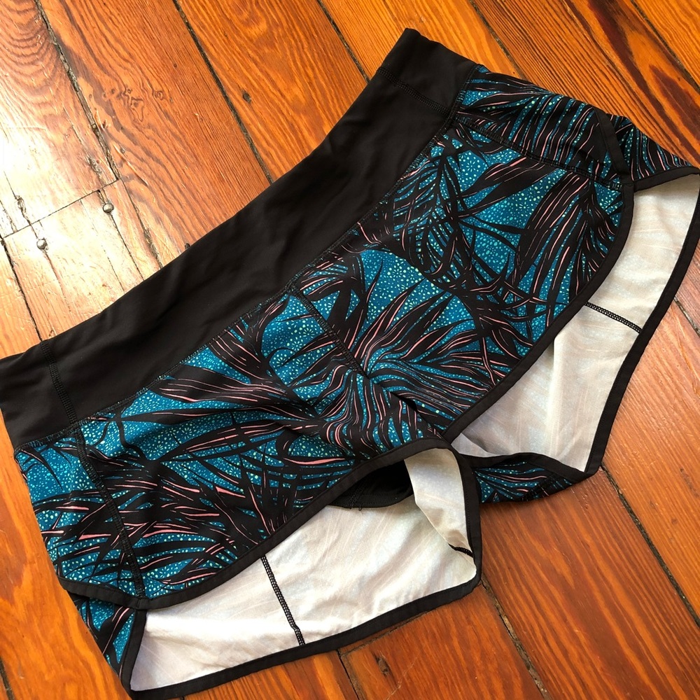 Lululemon speed short